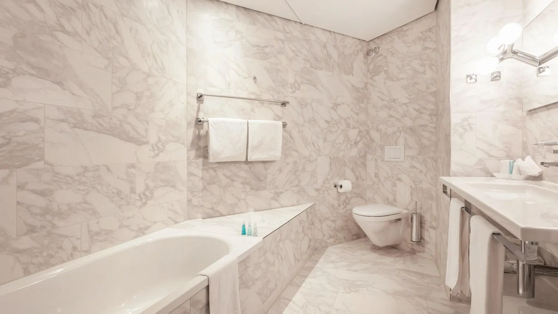 ציריך Ema House Hotel Suites