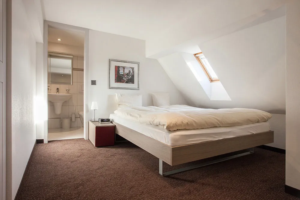 ציריך Ema House Hotel Suites